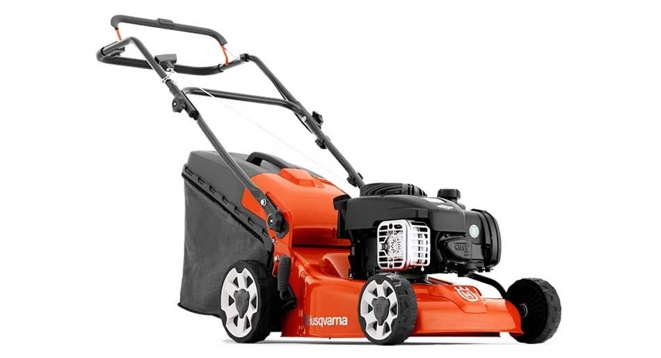 HUSQVARNA LC140P MOTORLU ÇİM BİÇME MAKİNASI